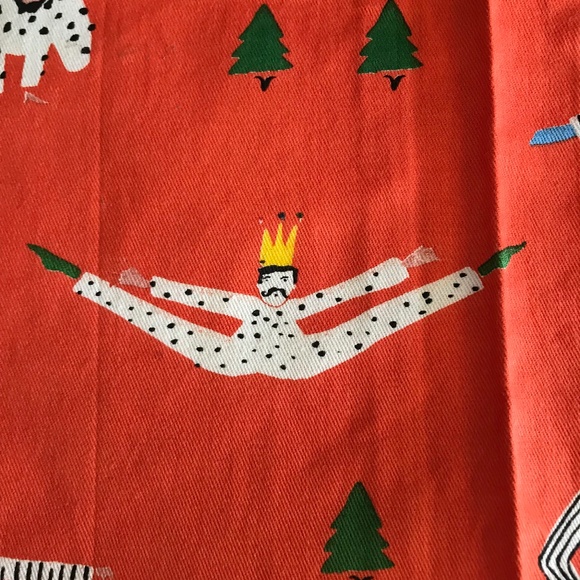 New “Lords of Leaping” ANTHROPOLGIE Christmas Dishtowel - Picture 5 of 6